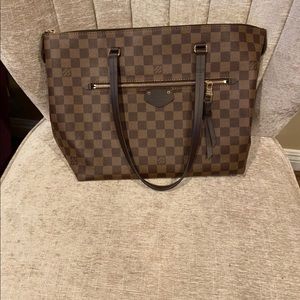 Louis Vuitton Iéna MM